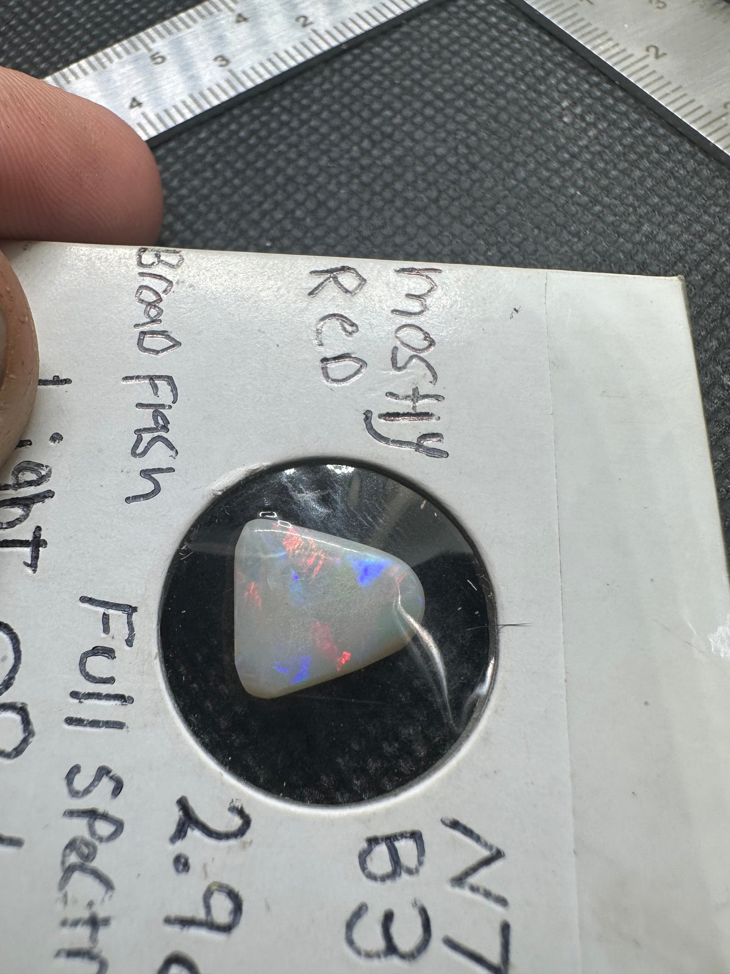 High quality, Australian light opal 