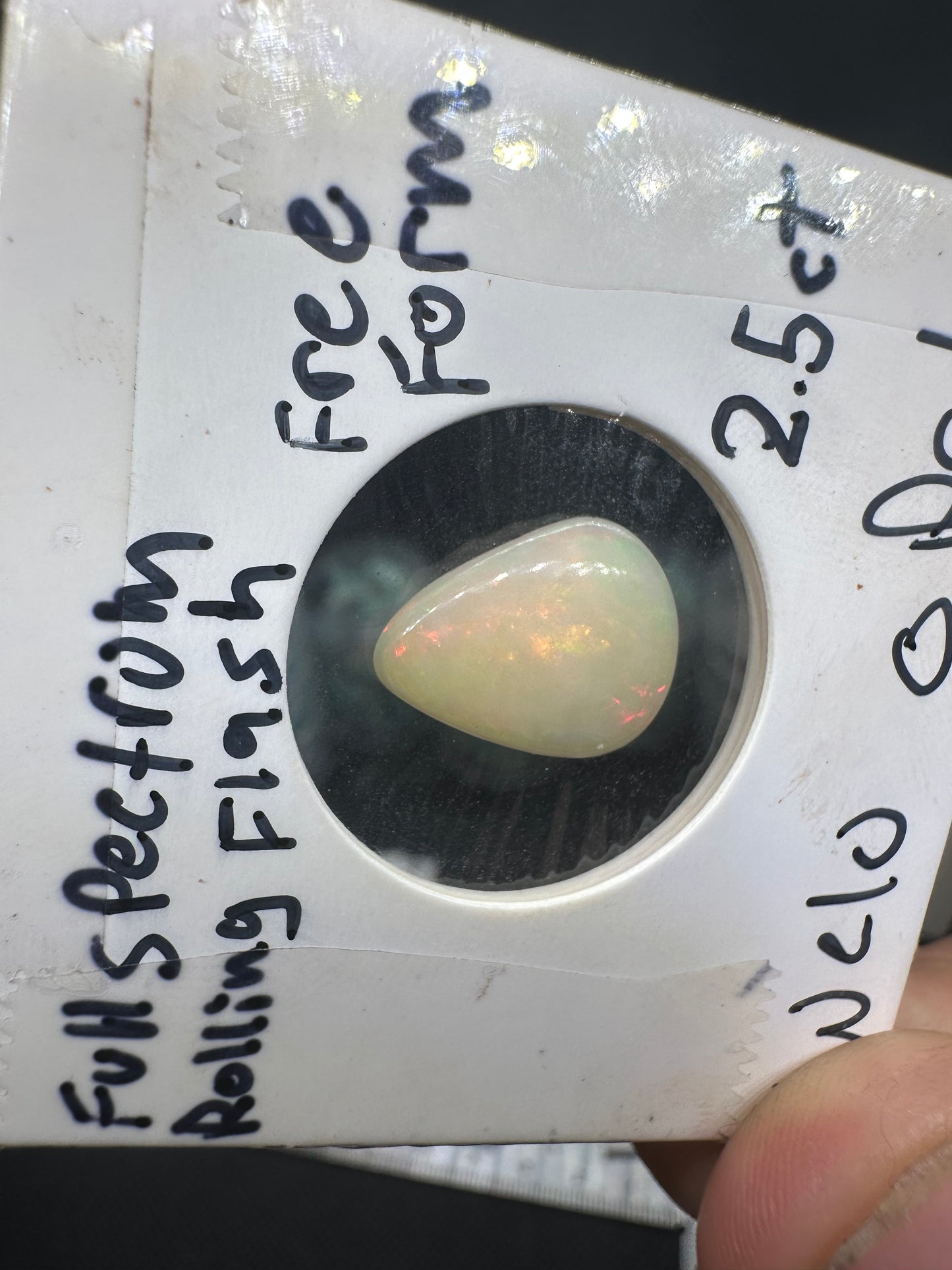 Ethiopian, Opal cabochon ￼