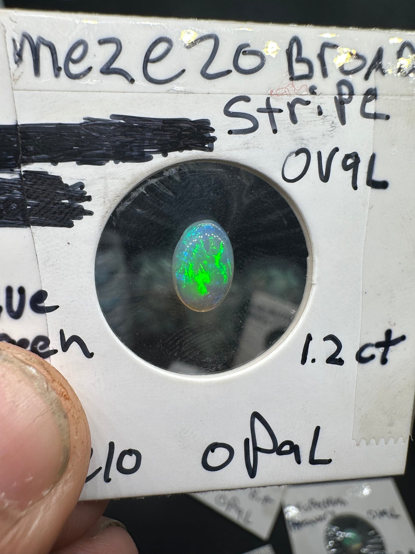 Ethiopian, Opal cabochon ￼